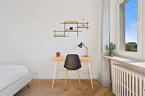 Brand New Retreat in Belair ID224