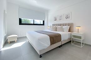 Phaedrus Living: White Hills Suites Panoramic View