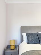 Relaxing 2BR Haven in Bishop's Stortford