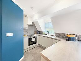 Relaxing 2BR Haven in Bishop's Stortford