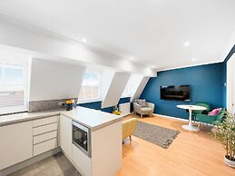 Relaxing 2BR Haven in Bishop's Stortford