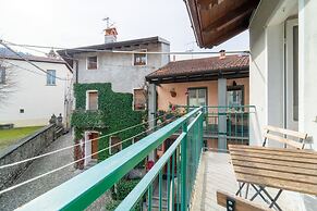 Azure Studio in Bellagio by Wonderful Italy