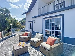 Vinhaticos House by Atlantic Holiday