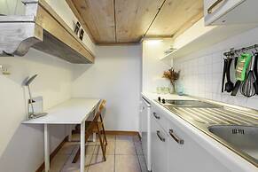 Montebello Studio by Mmega