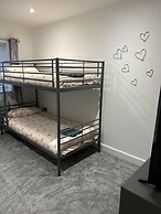 Impeccable 4-bed House in Trearddur Bay