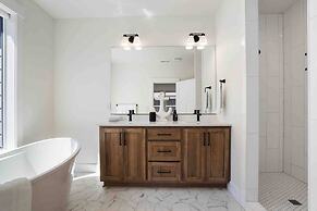 Prestine and Comfortable Home