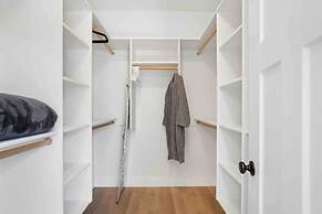 Prestine and Comfortable Home