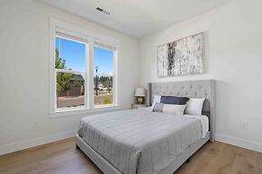 Prestine and Comfortable Home