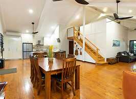 Villa within walking distance of cable