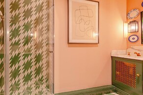 Luxurious & Stylish 2BD House - Bayswater!