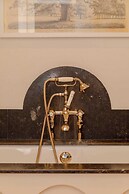 Luxurious & Stylish 2BD House - Bayswater!