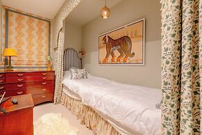 Luxurious & Stylish 2BD House - Bayswater!