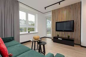 Piaseczno Stylish Apartment by Renters