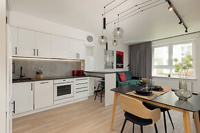Piaseczno Stylish Apartment by Renters