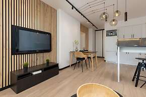Piaseczno Stylish Apartment by Renters