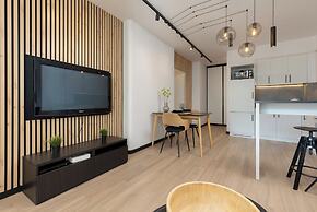 Piaseczno Stylish Apartment by Renters