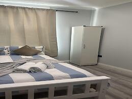 Studio Flat in London