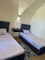 Camp Pyramids View Hotel