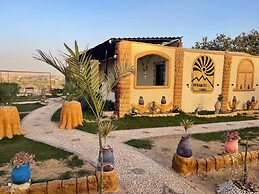 Camp Pyramids View Hotel