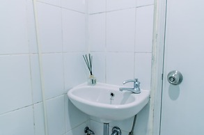 Comfort And Simply 2Br At Green Pramuka City Apartment