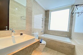 Nice And Homey 2Br Apartment At Menteng Park