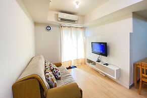 Cozy And Modern Look 2Br The Wave Kuningan Apartment