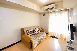 Cozy And Modern Look 2Br The Wave Kuningan Apartment