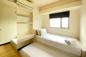 Cozy And Modern Look 2Br The Wave Kuningan Apartment