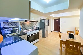 Cozy And Modern Look 2Br The Wave Kuningan Apartment