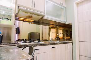 Fancy And Nice 2Br At Gading Greenhill Apartment