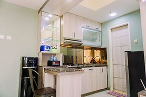 Fancy And Nice 2Br At Gading Greenhill Apartment