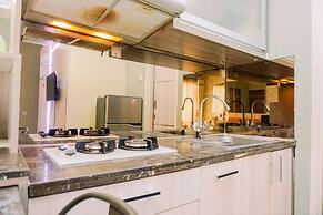Fancy And Nice 2Br At Gading Greenhill Apartment