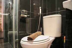 Spacious And Comfort Stay Studio At Green Bay Pluit Apartment