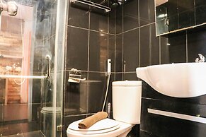 Spacious And Comfort Stay Studio At Green Bay Pluit Apartment