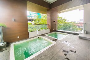 Stunning And Homey Studio Capitol Suites Apartment