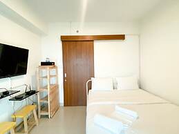 Modern And Homey Studio At Grand Kamala Lagoon Apartment