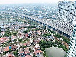 Modern And Homey Studio At Grand Kamala Lagoon Apartment