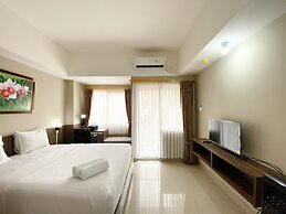 Cozy Stay Studio Apartment At Gateway Park Lrt City Bekasi
