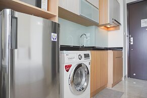Comfort And Minimalist Studio Menteng Park Apartment