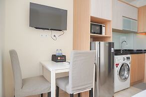 Comfort And Minimalist Studio Menteng Park Apartment