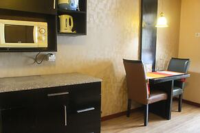 Warm 1Br Apartment (No Kitchen) At Marbella Suites Dago Pakar Bandung
