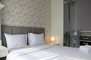 Minimalist And Warm 1Br Signature Park Grande Apartment