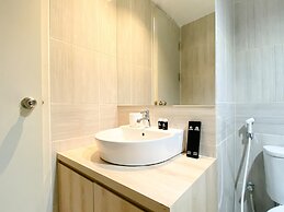 Spacious And Homey 1Br Vasanta Innopark Apartment