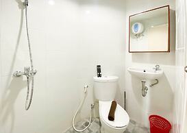 Homey And Good Choice Studio At Amartha View Apartment