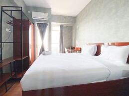 Homey And Good Choice Studio At Amartha View Apartment
