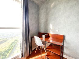 Homey And Good Choice Studio At Amartha View Apartment