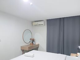 Gorgeous And Homey 1Br Mataram City Apartment
