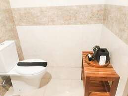 Gorgeous And Homey 1Br Mataram City Apartment