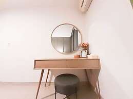 Gorgeous And Homey 1Br Mataram City Apartment
