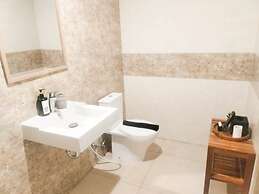 Gorgeous And Homey 1Br Mataram City Apartment